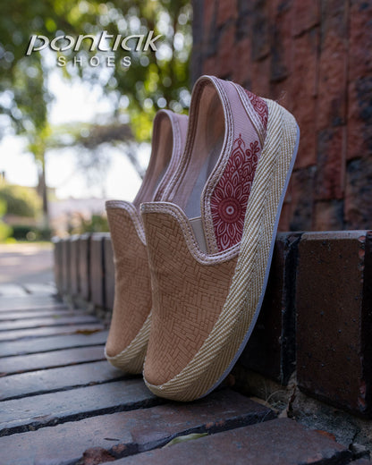 CAMEL X MAND TRIVAL