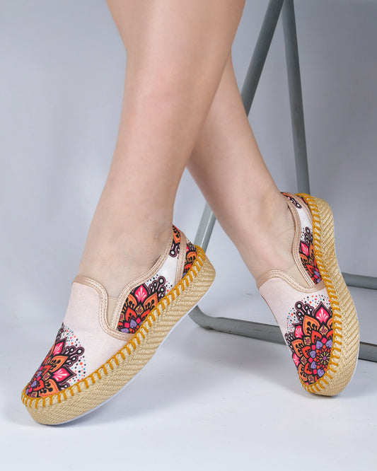 8038 AILA MEDIA LUNA