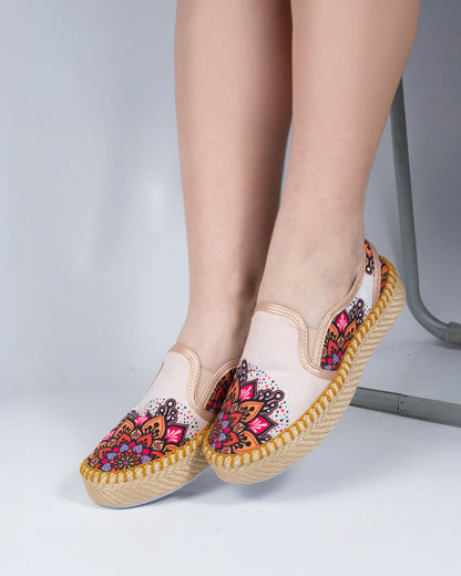 8038 AILA MEDIA LUNA