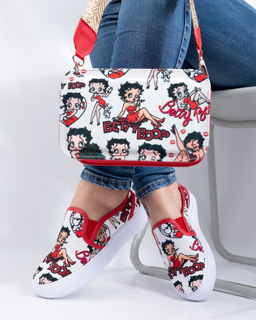 8038 BETTY BOOP