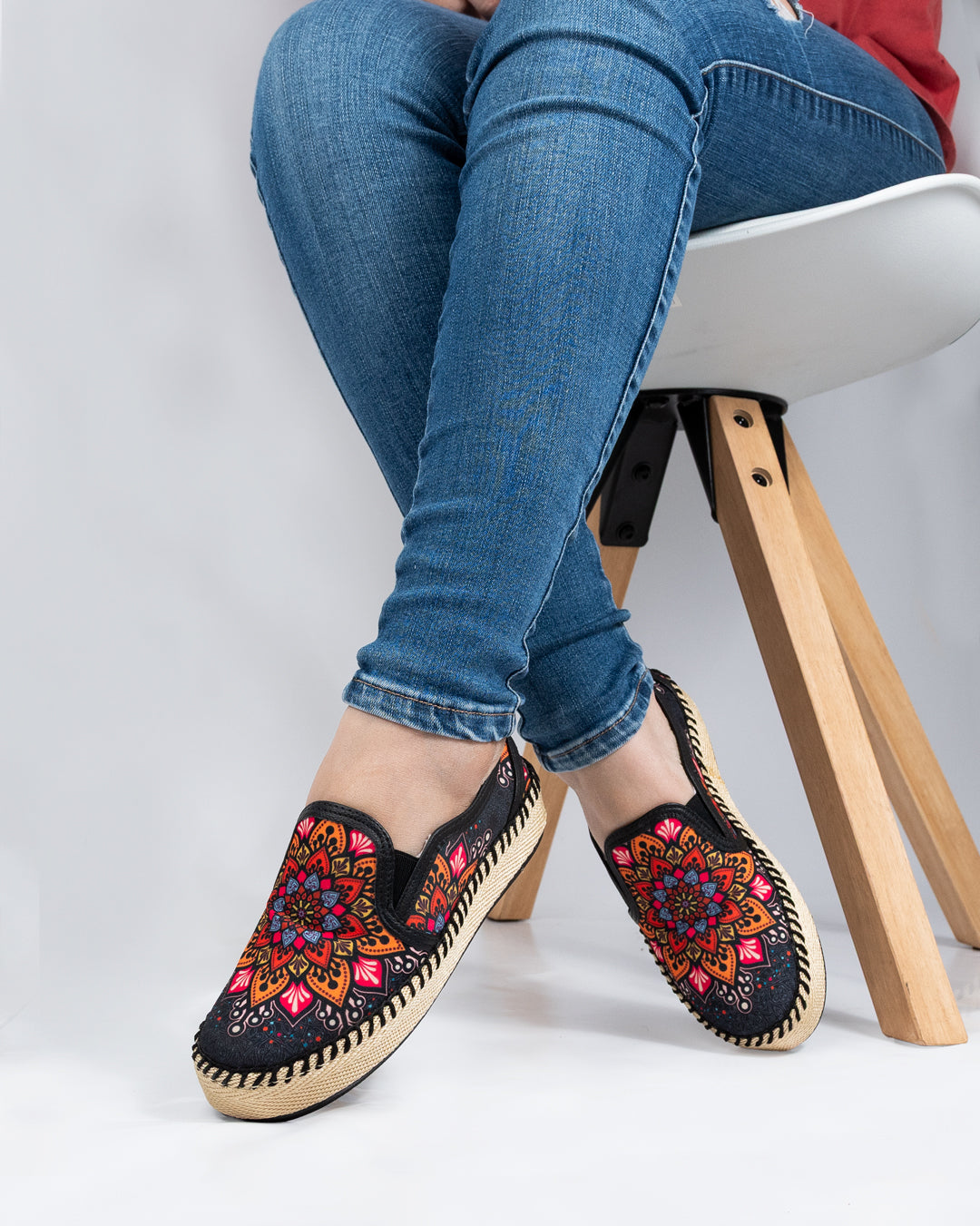 8038 AILA NEGRO