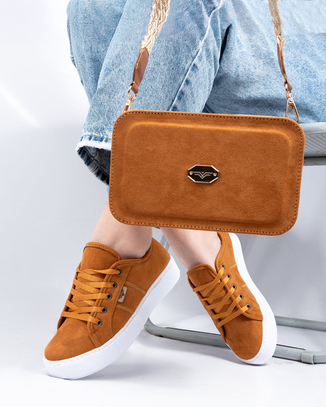 8038 COMBO GAMUZA MIEL