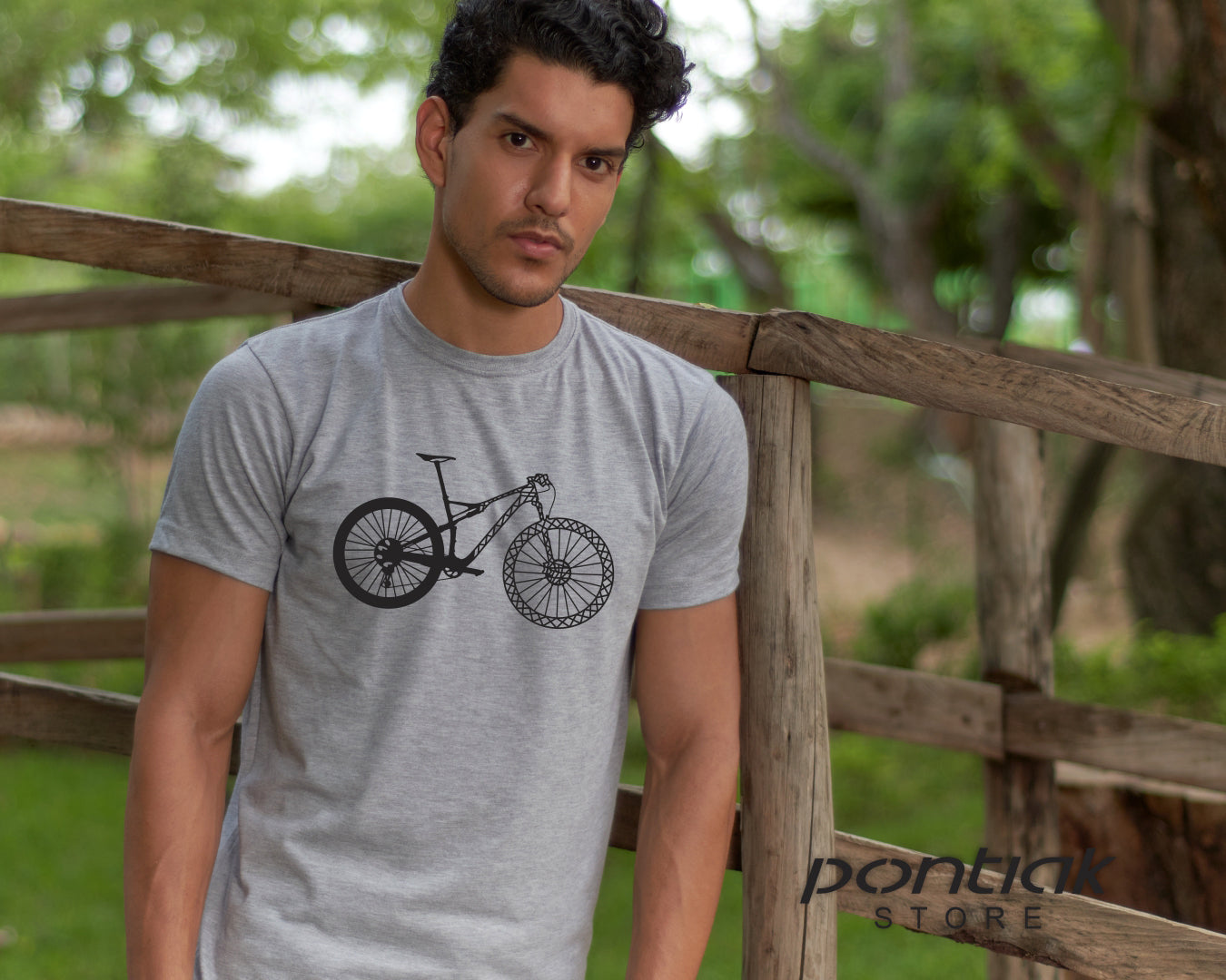 CAMISETA BICI GEOMETRICA GRIS 100% ALGODON