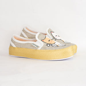 NIÑA GRIS X GATO TOM